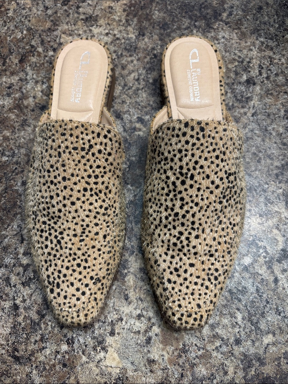 Laundry by Shelli Segal Tan/Cheetah Print Mule Slides
